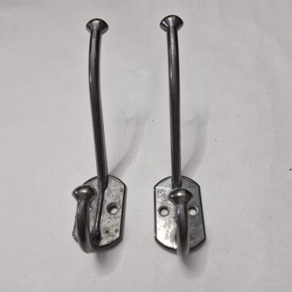percha doble aluminio natural